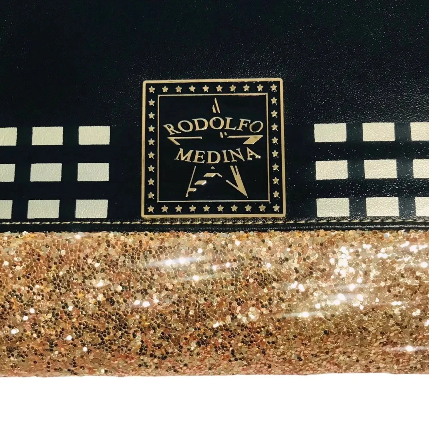 CR BODY POUCH - Rodolfo Medina