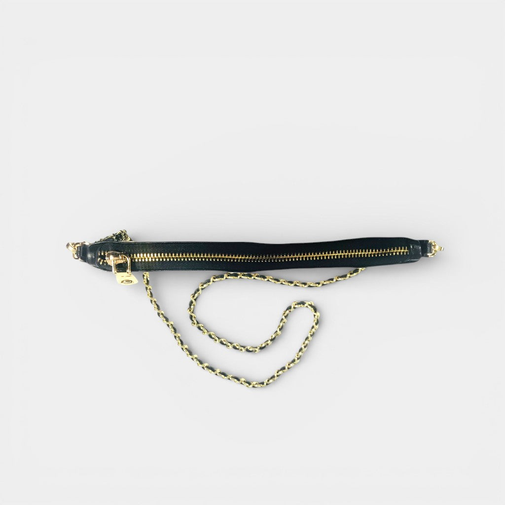 THE SIGNATURE CROSSBODY POUCH