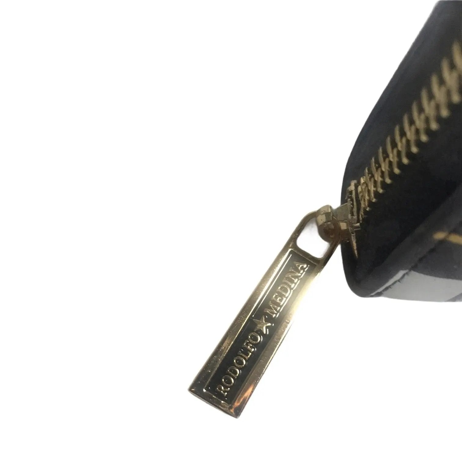 LEATHER CROSS ZIP WALLET Rodolfo Medina