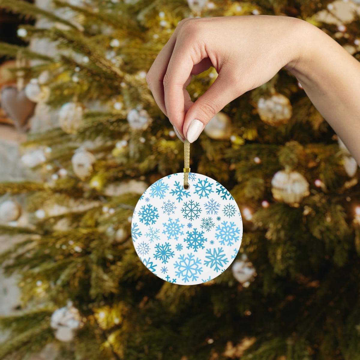 Glass Ornament Hol